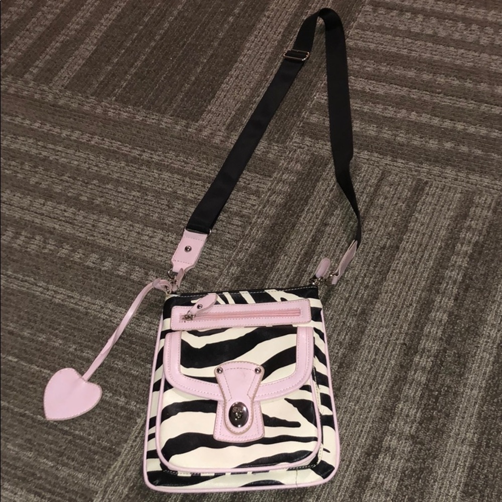Zebra multi cubby purse.